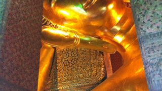 涅槃像の大きさにびっくり 