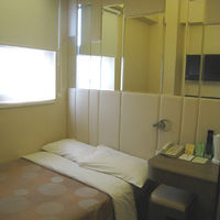 狭いけどキレイな部屋でした