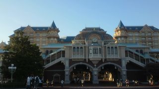 日本ー長い駅名は東京ディズニーランド・ステーション駅