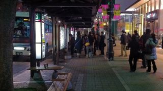 仙台→天童の48ライナー　週末夜の仙台発は混んでいますので要注意