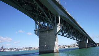 ハーバークルーズから見ました