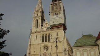 一部修復中でした。