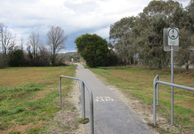 The Murray to Mountains Rail Trail