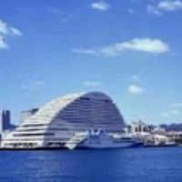 港にピッタリの外観