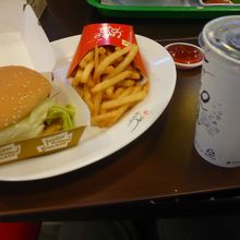 チキンバーガー