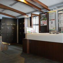 受付。朝なので空いています＾＾