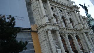 ハプスブルク家収蔵の美術品を堪能