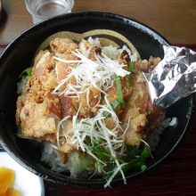 名物　山賊焼き丼