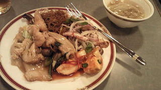 リーズナブルなランチビュッフェ