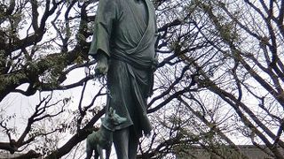 上野に来たらこの像を見なくては！