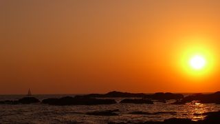 海産物と夕日が美しい