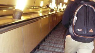 ここの地下鉄は結構イケてると思います