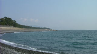 元旦の朝には初日の出を拝む場所でもあるようです