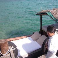 プライベートビーチディナーにはこんな船で行く