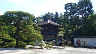 庭園も素晴らしい銀閣寺