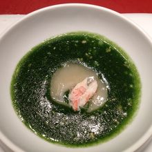 モロヘイヤのふかひれスープ