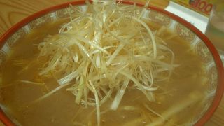 食べても食べてもなくならないチャーシュー。夏堀のラーメン。