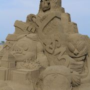 笑顔をここから あさひ砂の彫刻美術展2012