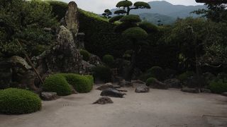 庭園と自然との融合を楽しめます