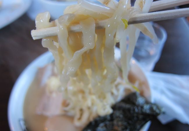 絶対、手打ち麺を食べて下さい！