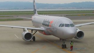 LCCも沢山飛んでいます