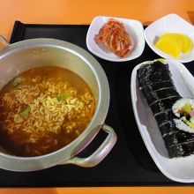 ここのキムパ最高！