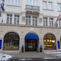 ホテルの玄関です