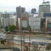 平和大通り　右手が平和公園方面