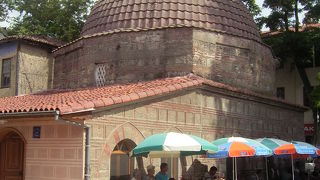 イズニック最古のジャーミーです。