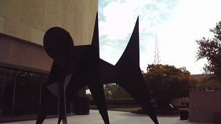 アレクサンダー・カルダーの作品に注目