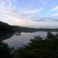 朝日前の根ノ上湖