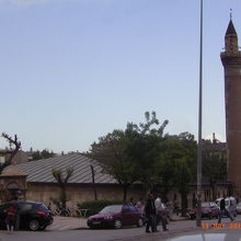 高い尖塔です。