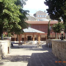 北側からです。