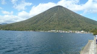 中善寺横の駐車場が無料で景色も良いです