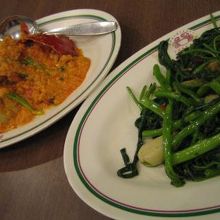 プーパッポンカリーと空芯菜の炒め物♪