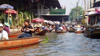 観光客向けのマーケット