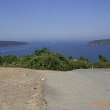 奥が黒海です。