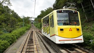 上りはケーブル、下りはリフトがいいでしょう