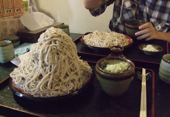 もり蕎麦が温かい（汗）