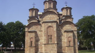 プリシュティナのリェヴィシャの聖母教会です。
