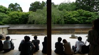 こんなものかと早々に退散