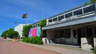 館内に日の丸もある特異な歴史がわかる