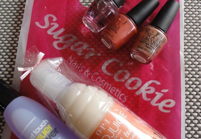 シュガークッキーネイルズ ＆ コスメティックス OPI