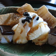 とても一口で食べれるもんじゃないｗ