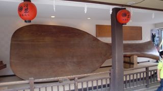 参道にあります