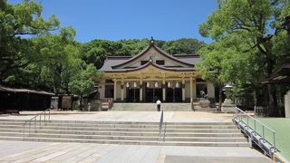 みなとかわじんじゃ