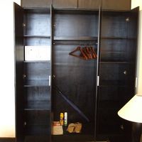 棚も多くて、使い易いクロ−ゼット