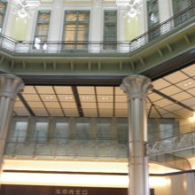 ドーム内に張り出した通路があります♪ぜひ、歩いてね。