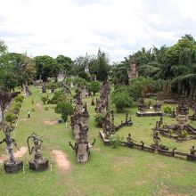 特徴的な仏像が多い
