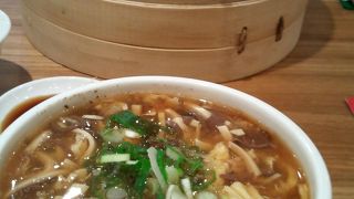 平日の時間帯によっては待ち時間ゼロ